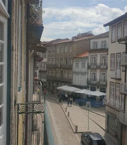 Guimaraesliving - & Adventure Albergue