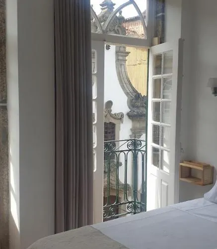 Albergue Guimaraesliving - & Adventure