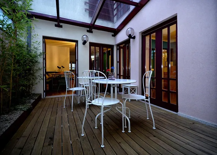 Guimaraesliving - & Adventure Albergue *